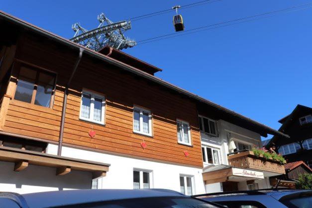 Faltenbach Ferienwohnungen In Оберстдорф Екстериор снимка